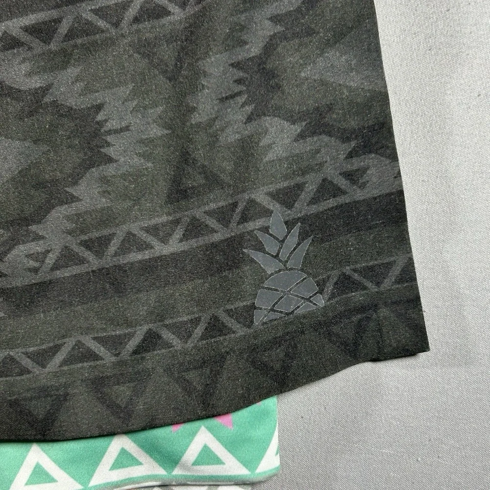Chubbies The Quests 5.5in Compression Lined Shorts Mens XL Black Aztec